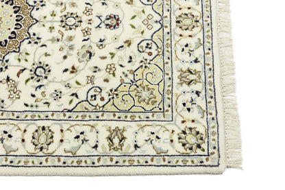 Indo-Nain Hand-Knotted Wool Oriental Rug Classic