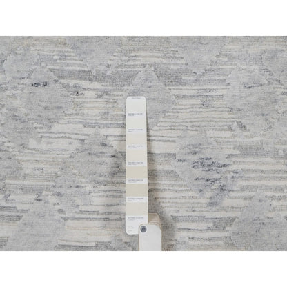 8'X10'2" Cream White Modern Design Hand Knotted Undyed Natural Wool Rug