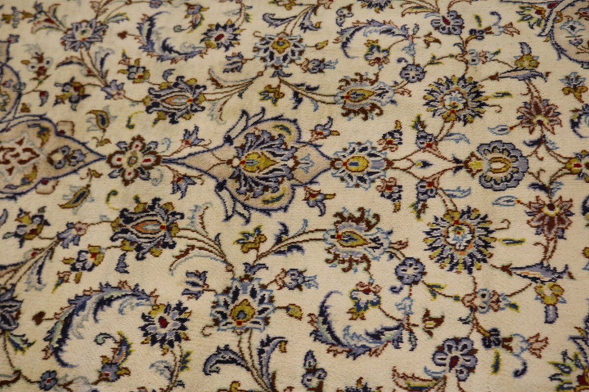 Semi-Antique Traditional Handmade Rug Oriental