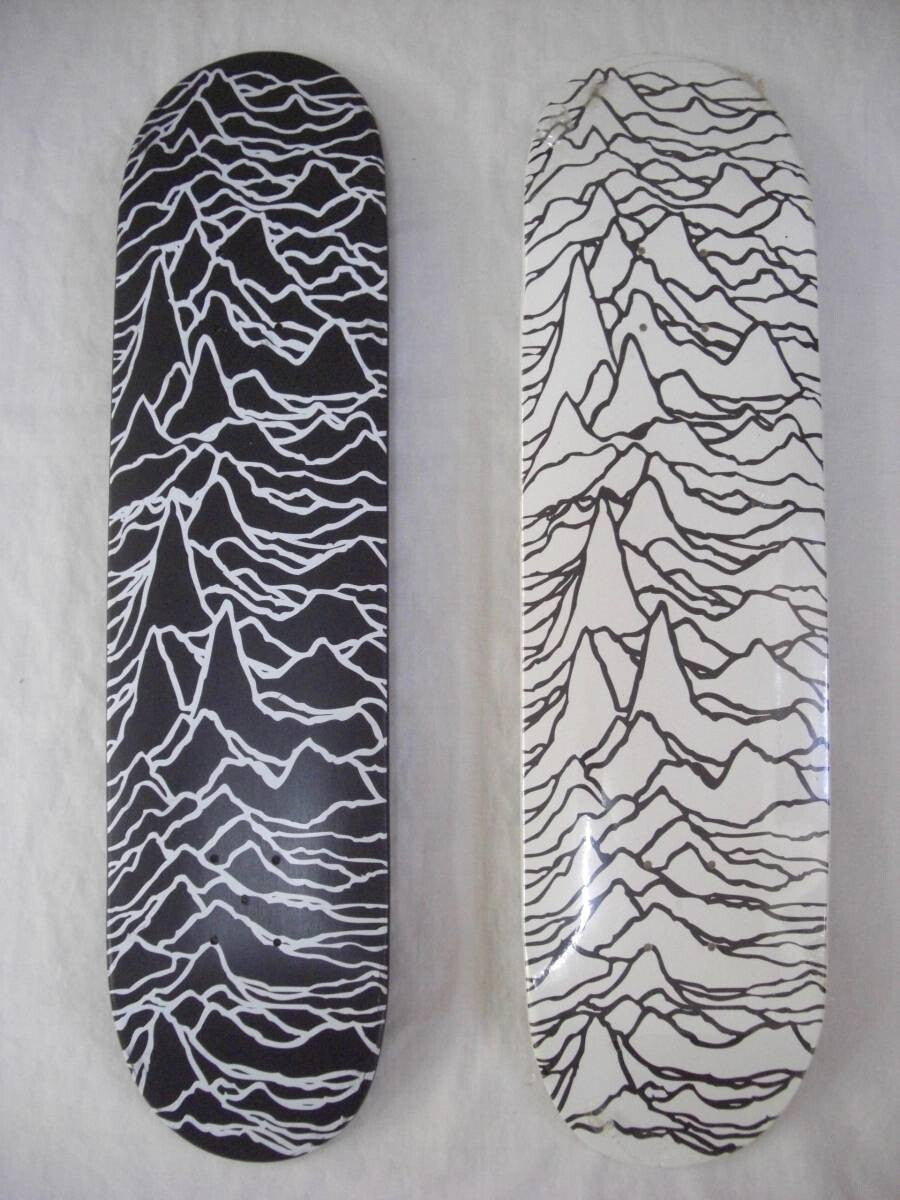 New 2005 SUPREME PETER SAVILLE "JOY DIVISION" SKATEBOARD DECK