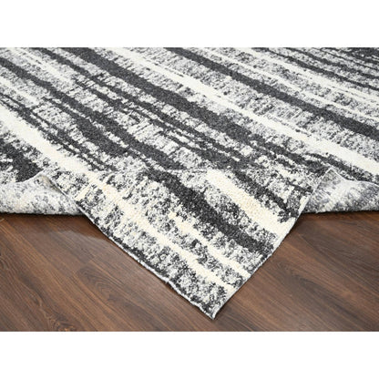 10'X13'8" Ivory And Black Wool Modern Design Hand Knotted Oriental Rug