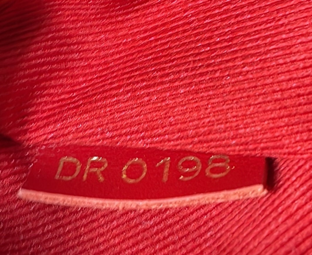 Louis Vuitton South Bank Besace Bag Damier