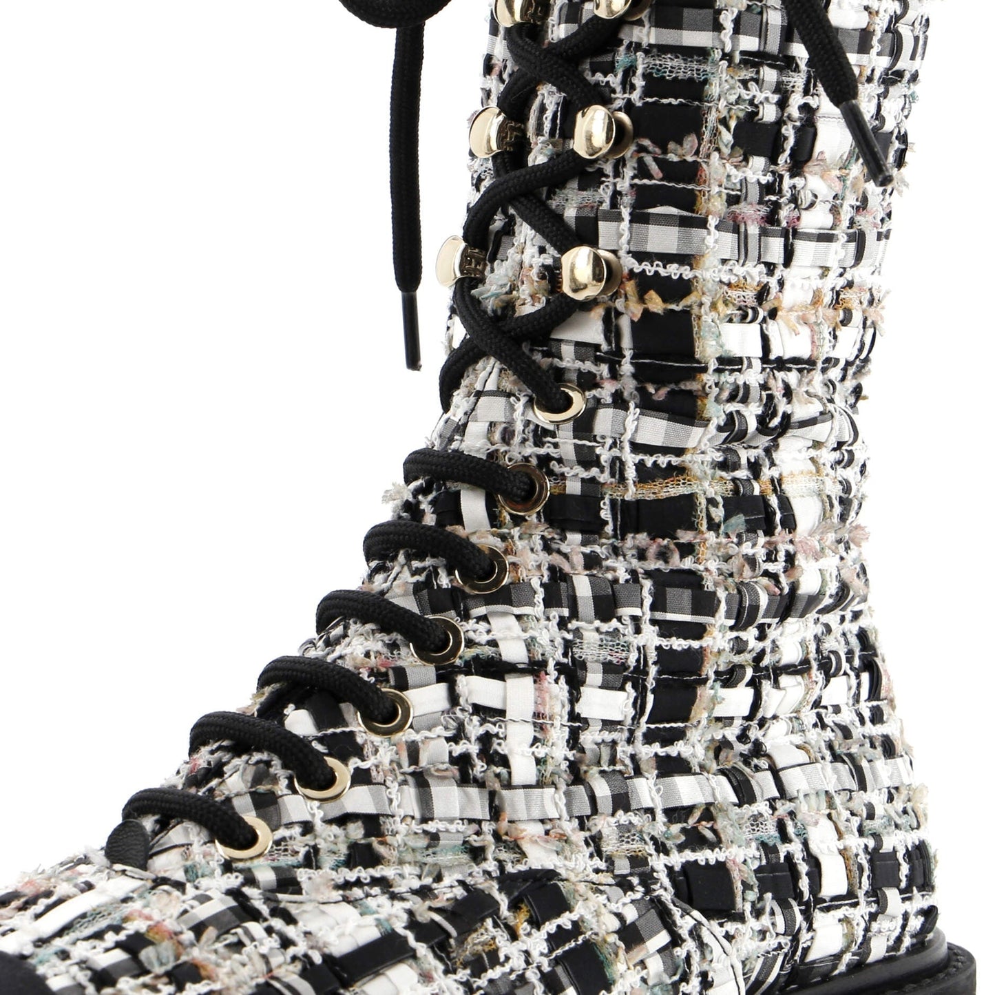 Chanel Women'S Cap Toe Combat Boots Tweed