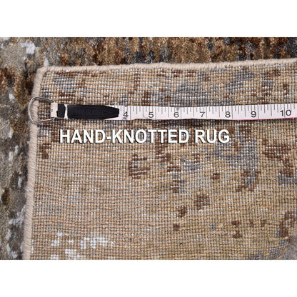 2'6"X10' Abstract Design Wool & Silk Hi-Low Pile Denser Weave Runner Rug