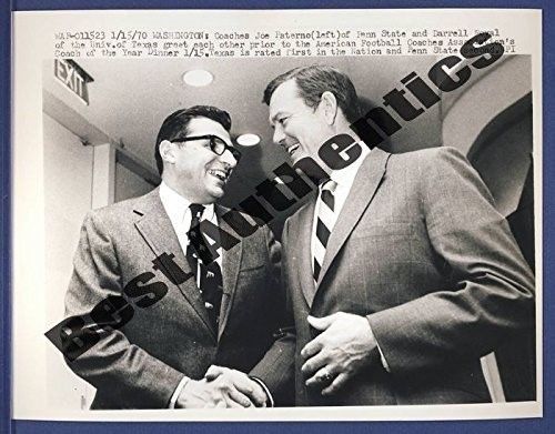 Joe Paterno W/ Darrell Royal 7X9 1970 Wire/Press